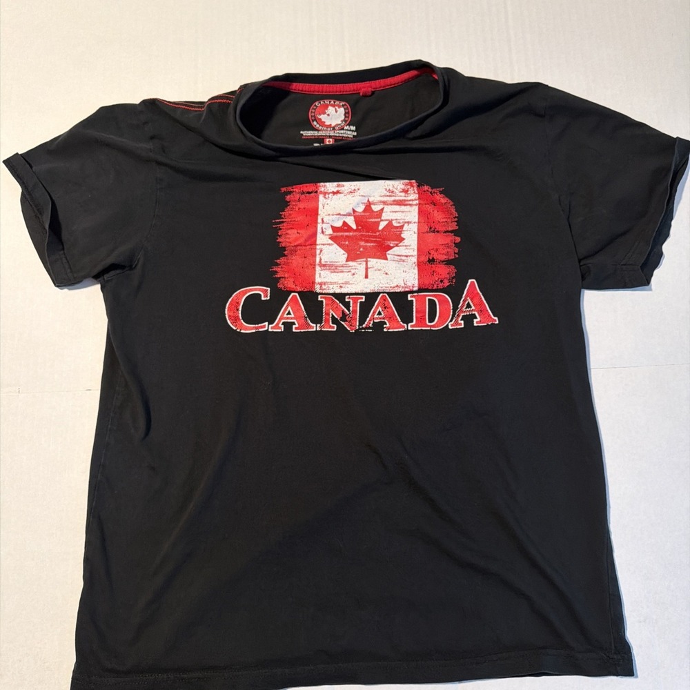 Authentic Heritage Sportswear Canada Maple Leaf Graphic T-Shirt Size M